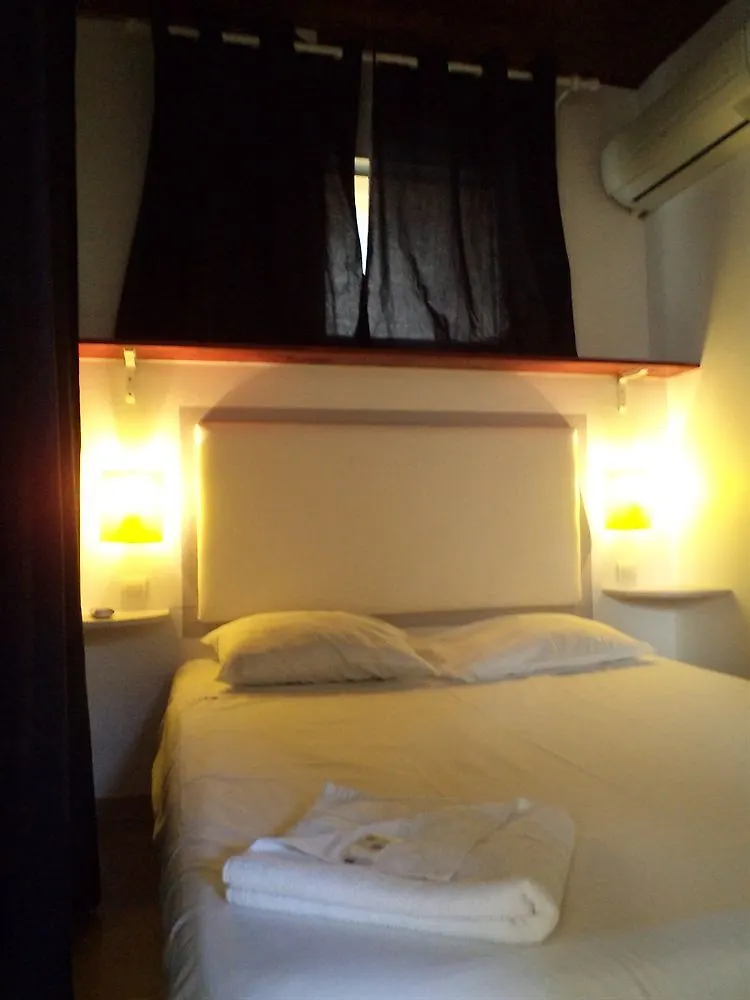 Aparthotel Courbaril Residence Les Trois-Ilets Martinique